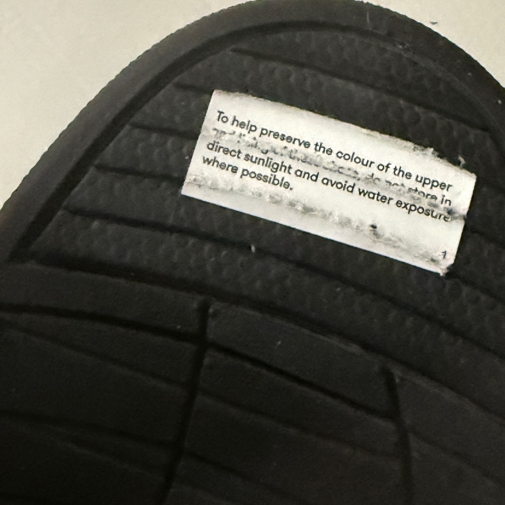 Fitflop Black Leather Rally Sneakers High Top Lace Up Side Zipper Women's Sz 10 - Picture 10 of 11